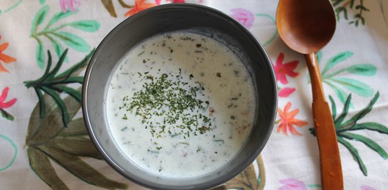 Karabuğdaylı Yoğurt çorbası